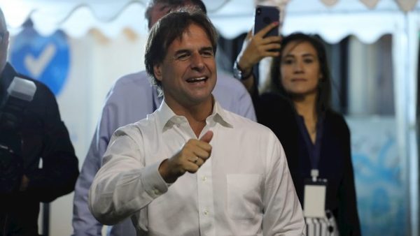 Luis Lacalle Pou asume la presidencia de Uruguay, tras 15 años de gobiernos de izquierda » Ñanduti