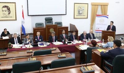 Consejo de la Magistratura debe conformar terna para la Corte