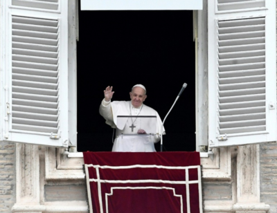 El papa no participará de unos ejercicios espirituales a causa de un resfriado