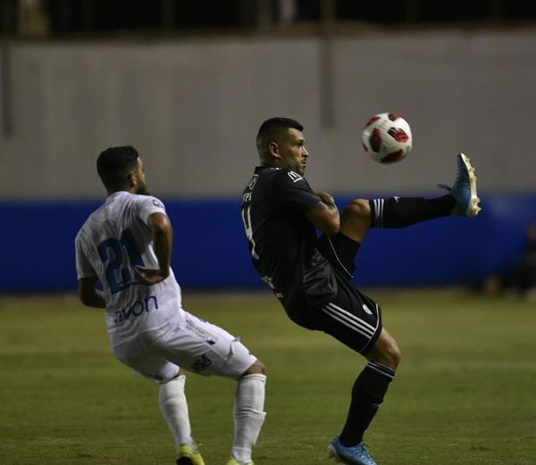 Samudio: “No perdimos por culpa del árbitro” - Olimpia - ABC Color