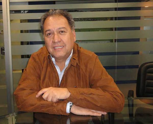 Óscar Acosta se postularía como senador para el 2018 | San Lorenzo Py