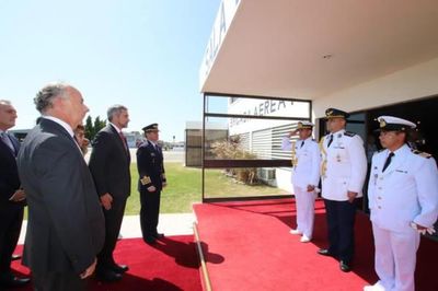Abdo viajó al Uruguay para asunción de Lacalle
