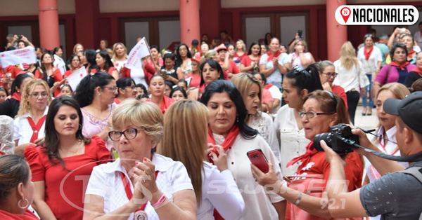 Mujeres coloradas apuestan al liderazgo de equipos políticos