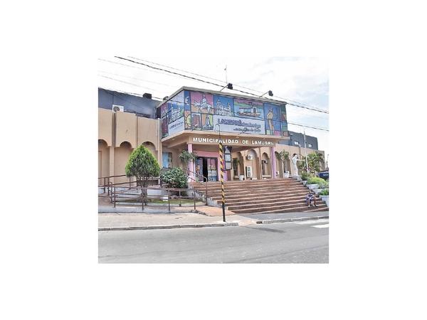 Dudosas contrataciones en Lambaré