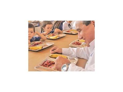 Central entrega el alimento escolar tras 11 días de clases