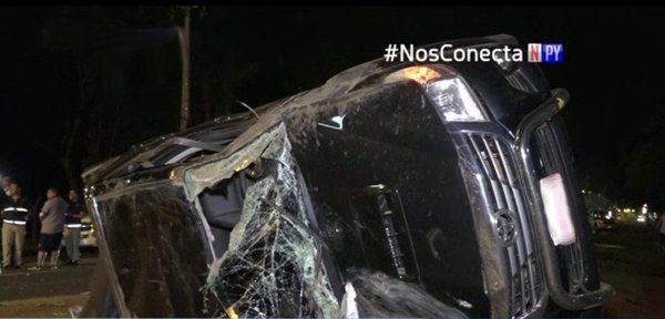 Dos muertos y cuatro heridos en grave accidente de tránsito | Noticias Paraguay