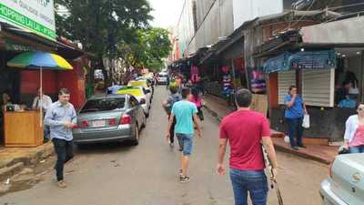 “Guerra” entre empresarios por instalación de tiendas libres de impuestos en la frontera