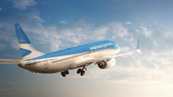 Falla en turbina obliga a retornar a avión en el Silvio Pettirosi
