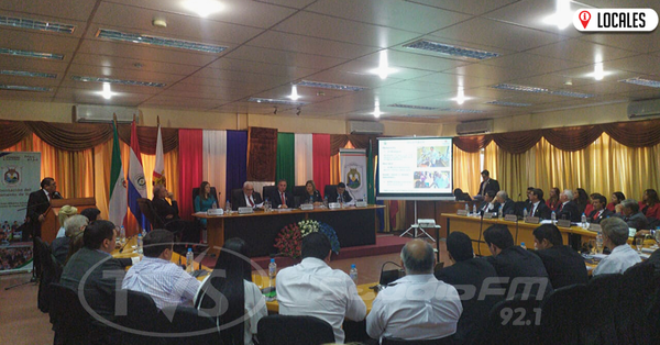 Administración Departamental presentó informe sobre las gestiones realizadas en Itapúa