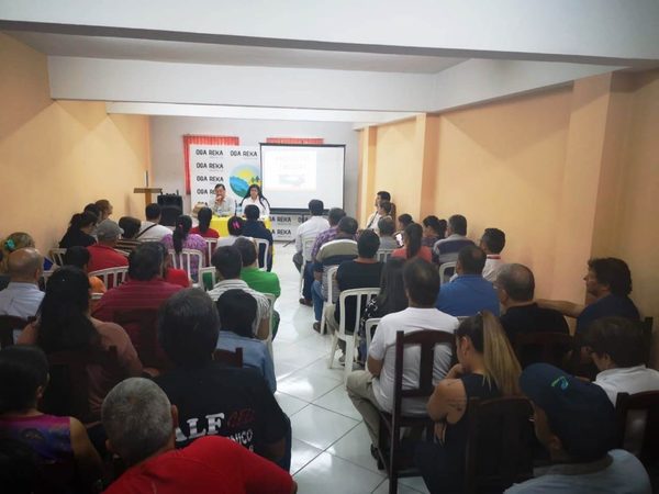 Realizan reunión informativa con los afectados