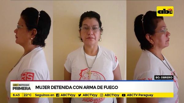 Mujer detenida con arma de fuego - ABC Noticias - ABC Color