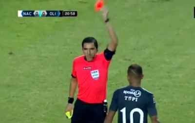 Las innumerables jugadas que reclama Olimpia