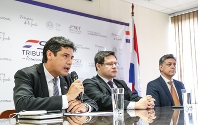 Asumió nuevo director ejecutivo del Consejo Nacional de Zonas Francas | .::Agencia IP::.