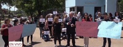 #ConLosNiñosNo: Estudiantes piden cese del maltrato infantil | Noticias Paraguay