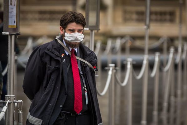 Tercer muerto por coronavirus en Francia - Mundo - ABC Color