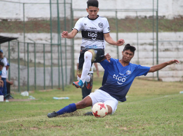 El segundo ascenso queda para la última fecha - APF