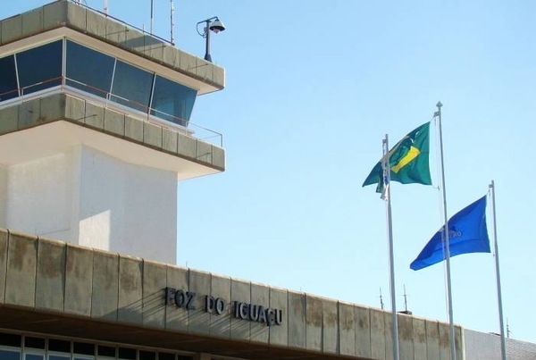 HOY / Foz tendrá vuelos directos a EEUU: ¿Fin a las largas esperas en São Paulo?
