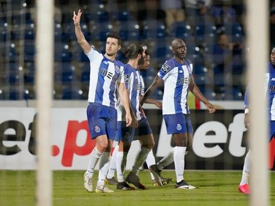 Porto gana y se coloca líder tras tropiezo del Benfica