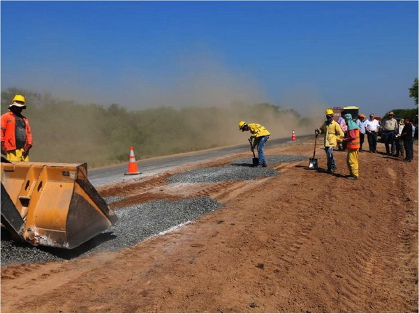Hacienda frena pago a contratistas del MOPC y peligran obras viales