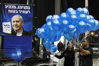 Israel vota en tercera ronda decisiva para B. Netanyahu