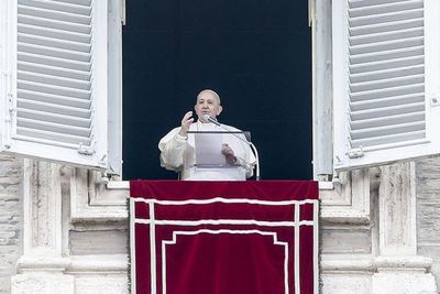 El papa dio negativo a una prueba de coronavirus, según la prensa - Mundo - ABC Color