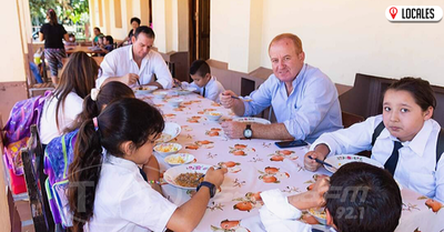 En Cambyretá: Más de 900 estudiantes reciben el almuerzo escolar