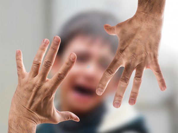 Anuncian proyecto de ley para castración química a violadores