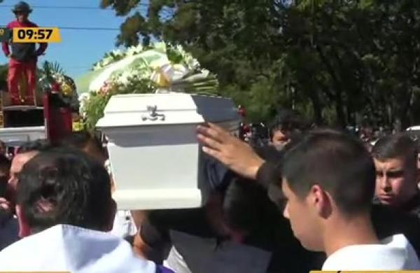 El último adiós a la pequeña Naidelyn en Minga Guazú - C9N