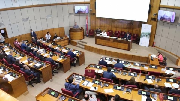 HOY / Aun no negociaron Mesa Directiva, pero último pacto da lugar al cartismo