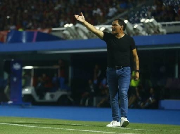 HOY / Cambio en River: Sale Philipp y entra Ayala