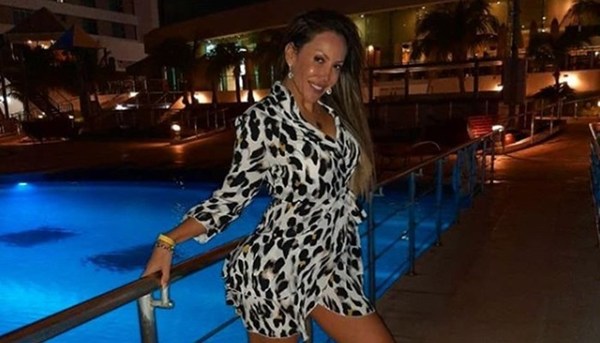 Ruth Alcaráz desatada en la playa - Teleshow