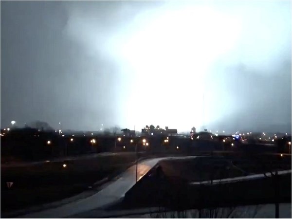Al menos 5 muertos por el paso de varios tornados en EEUU