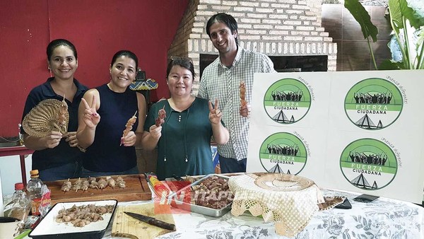VENDIENDO ASADITOS QUIEREN LLEGAR A LA CONCEJALÍA DE ENCARNACIÓN