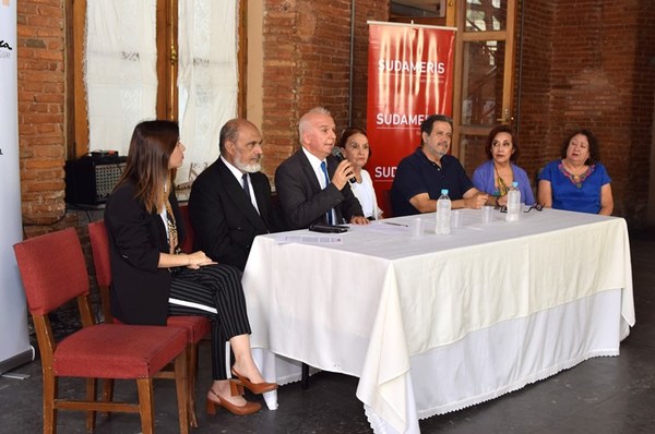 En el teatro municipal presentaron el ballet