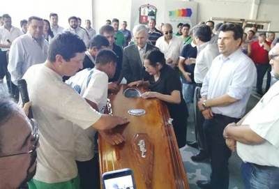 Por incapacidad de la administración municipal, funcionario falleció esperando su jubilación | Lambaré Informativo