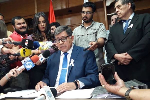 Intendente de Lambaré dijo que préstamo era para obras y que intervención es “maniobra política” | Lambaré Informativo