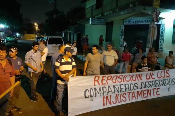 Funcionarios municipales despedidos denunciaron amedrentamiento | Lambaré Informativo