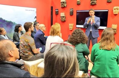 Prensa española disfrutó de un momento auténticamente paraguayo en FITUR 2020 | Lambaré Informativo