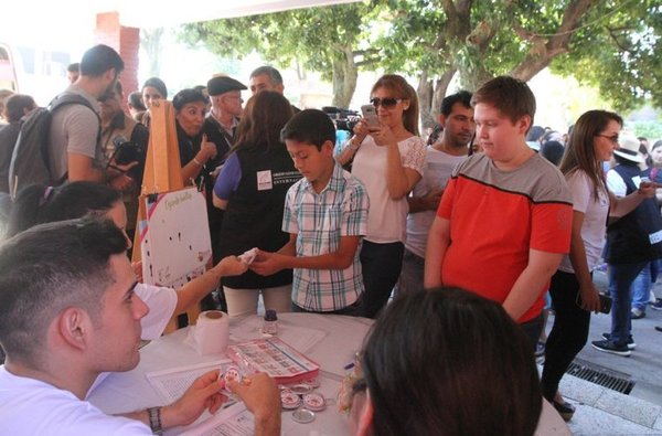 En Lambaré votaron 705 niños, durante las últimas elecciones generales | Lambaré Informativo