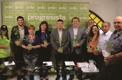 Partido Democrático Progresista (PDP) firmó compromiso por el ambiente y el desarrollo sostenible | Lambaré Informativo
