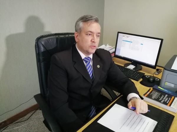 JEM decide enjuiciar a juez que decretó prisión de Miguel Cuevas