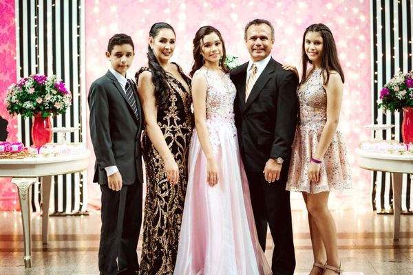 Nayheli Dalila celebró sus 15 años