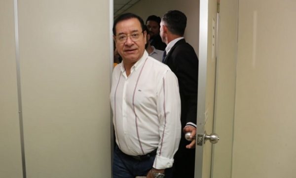 Defensa de Cuevas planteará acción de inconstitucionalidad contra orden de prisión