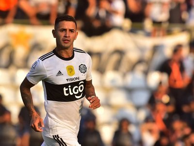 Olimpia inicia el sueño de la cuarta
