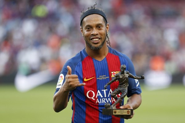 Ronaldinho estará en La Nueva Olla