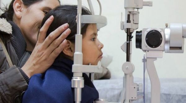 Problemas de visión pueden ser la causa de un fracaso escolar: recomiendan control antes del inicio de clases