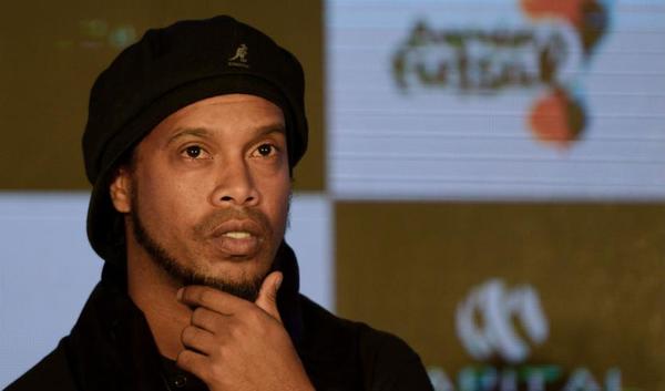 Ronaldinho Gaucho llegará al país para presentar el “Móvil de salud de las niñas y niños” y su libro 'Genio en la Vida'
