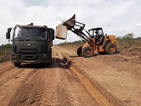 MOPC debe a constructoras US$ 130 millones