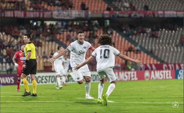 El Repollero cosechó una gran victoria en su estreno en la Copa Libertadores