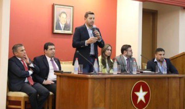 Esperan que reunión Cartes-Abdo se dé en los próximos días